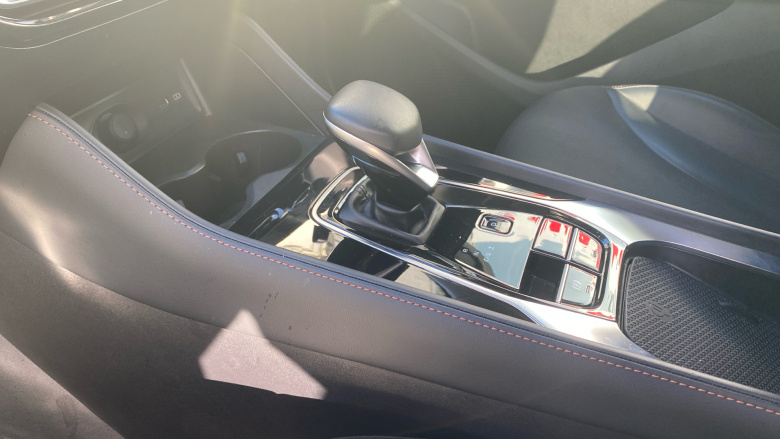 MG HS 1.5 T-GDI Trophy 5dr DCT Petrol Hatchback